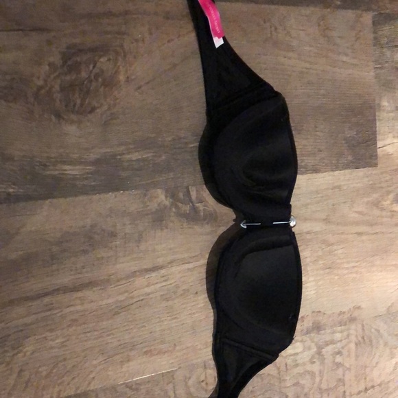 Victoria secret bikini jewelled top - Picture 2 of 2